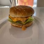 Best Cheeseburger in Santa Monica, CA